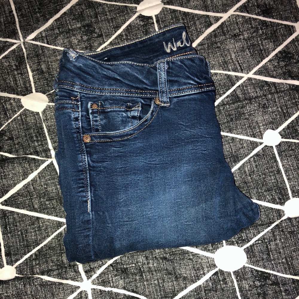 Wallflower Skinny Jeans